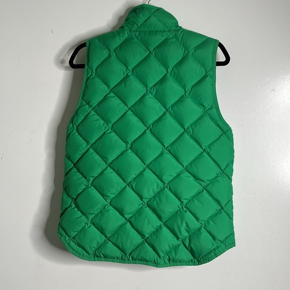 J crew puffer vest quilted size medium green - Picture 5 of 8
